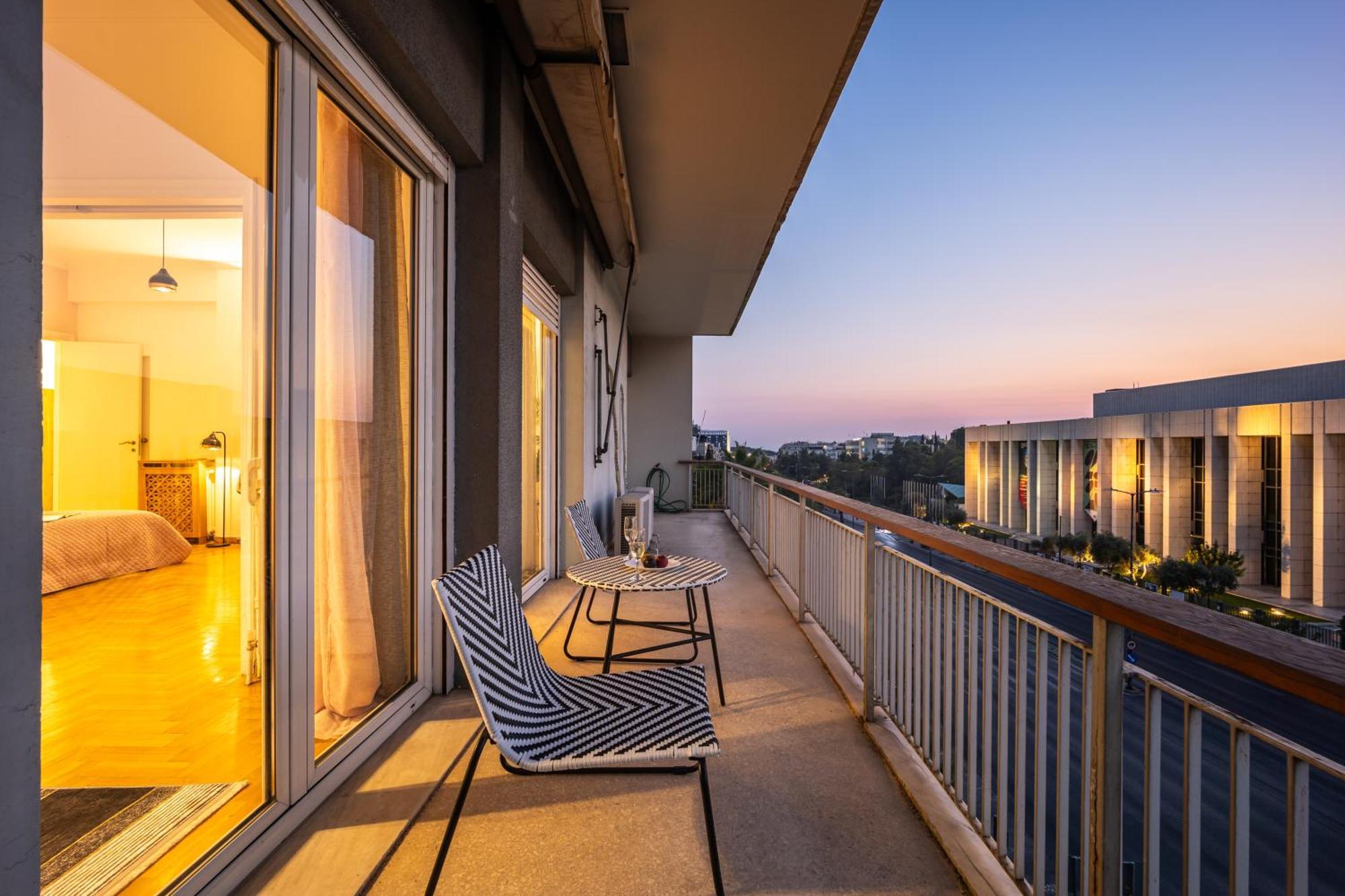Royal Embassy Apartment Атина Екстериор снимка