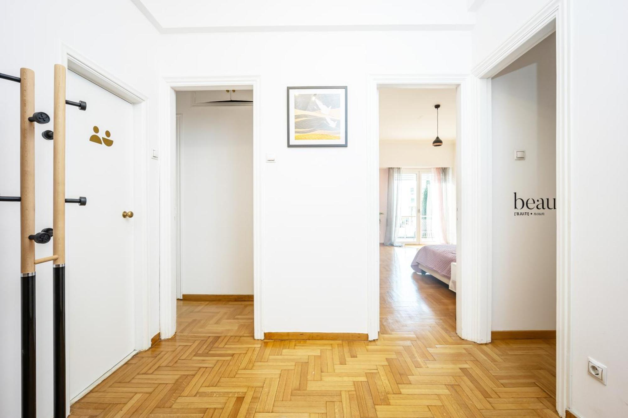 Royal Embassy Apartment Атина Екстериор снимка