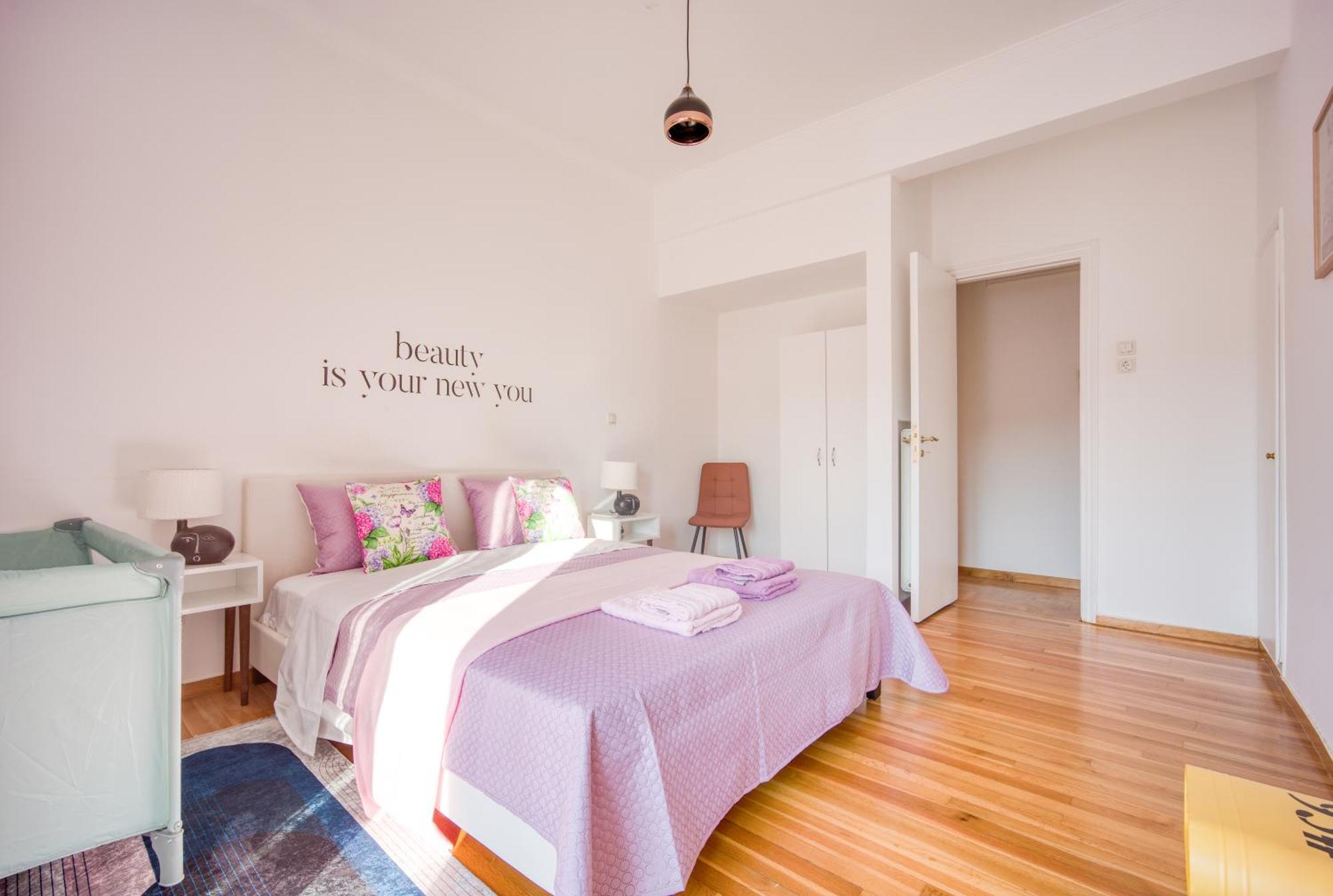Royal Embassy Apartment Атина Екстериор снимка